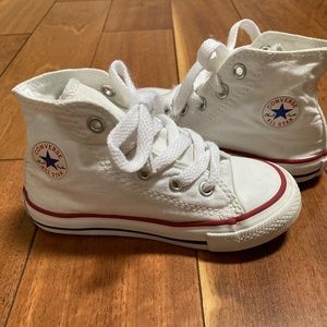 White Converse Chuck Taylor High-tops